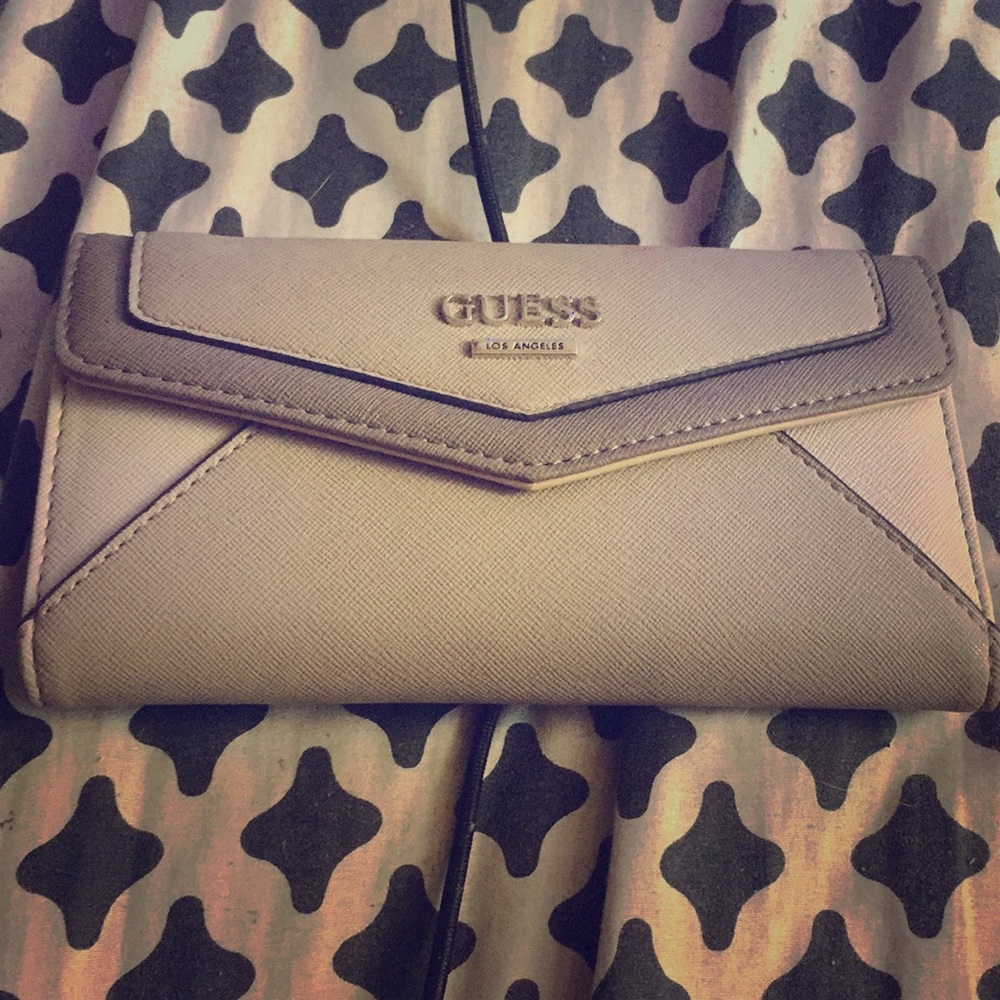 Authentic Guess wallet
